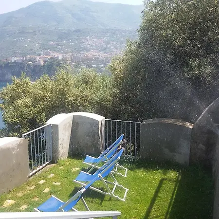 Scutolo Bed & Breakfast Vico Equense