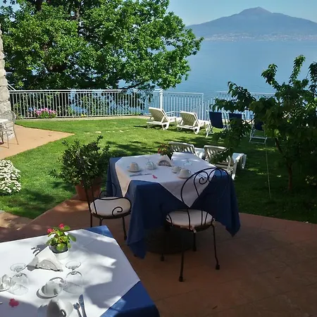 Bed & Breakfast Scutolo 3*