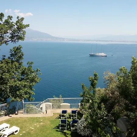 Bed & Breakfast Scutolo 3*