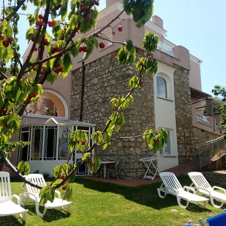 Bed & Breakfast Scutolo 3*